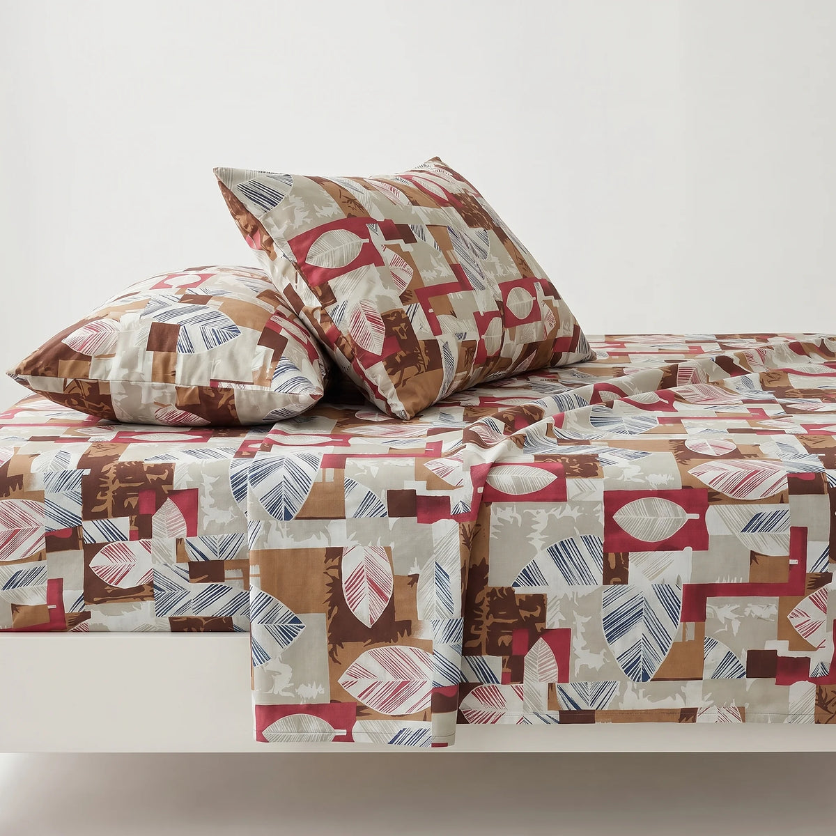 Earthy Geometric Leaf Pure Cotton Bedsheet Set — 3 PCS