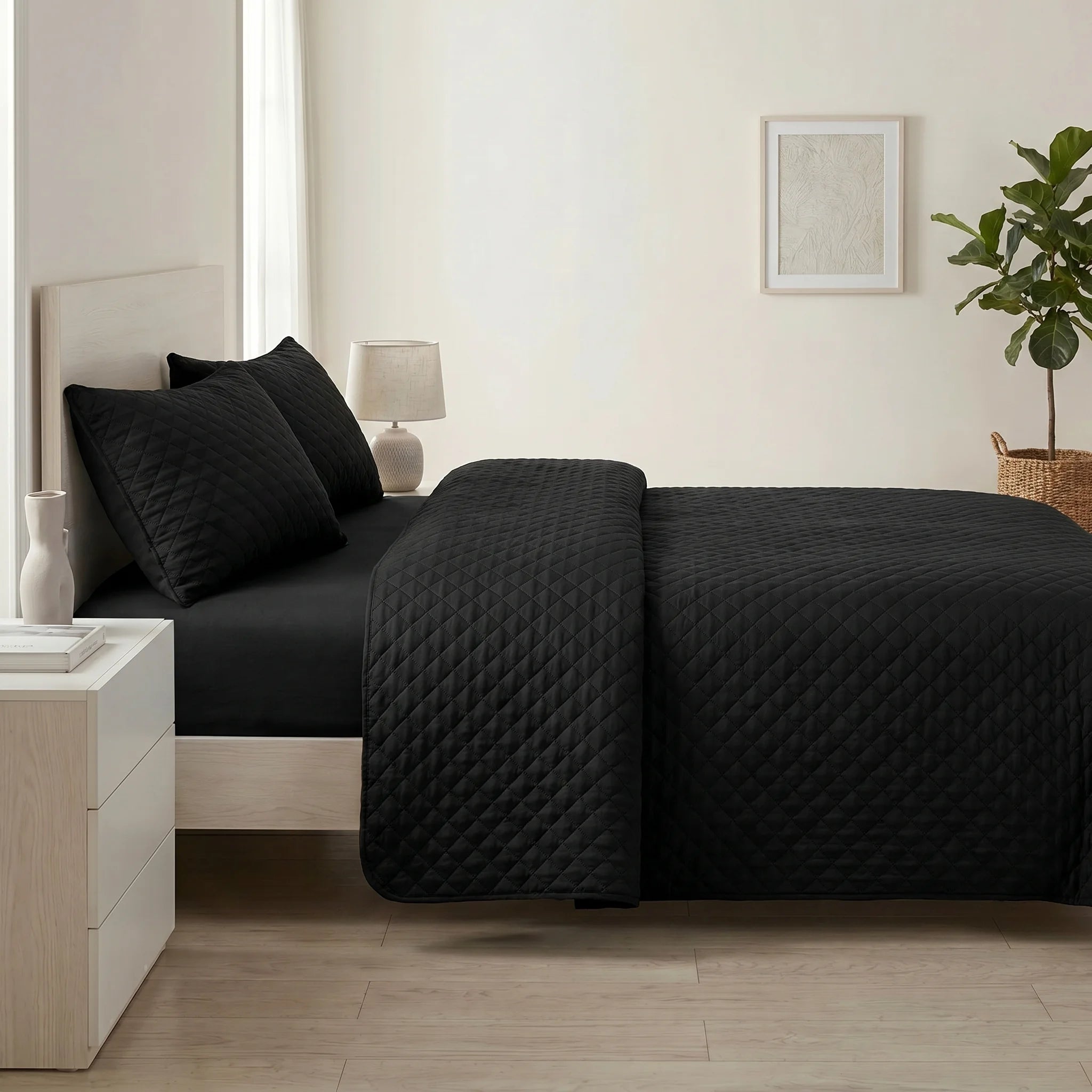 Jet Black Bed Bed Spread Set — 3 PCS | Dyed